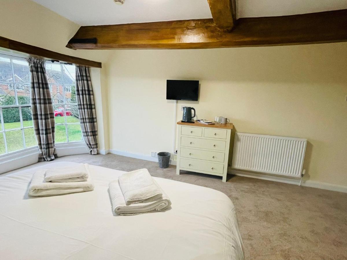 The Royal Oak Hotel Bredon Buitenkant foto